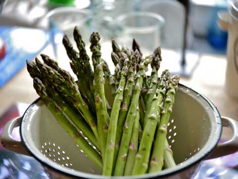 Waarom groente in weinig water koken?